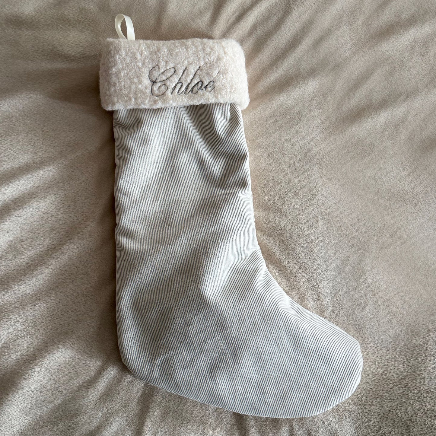 Bas de Noël personnalisé en velours côtelé et en laine