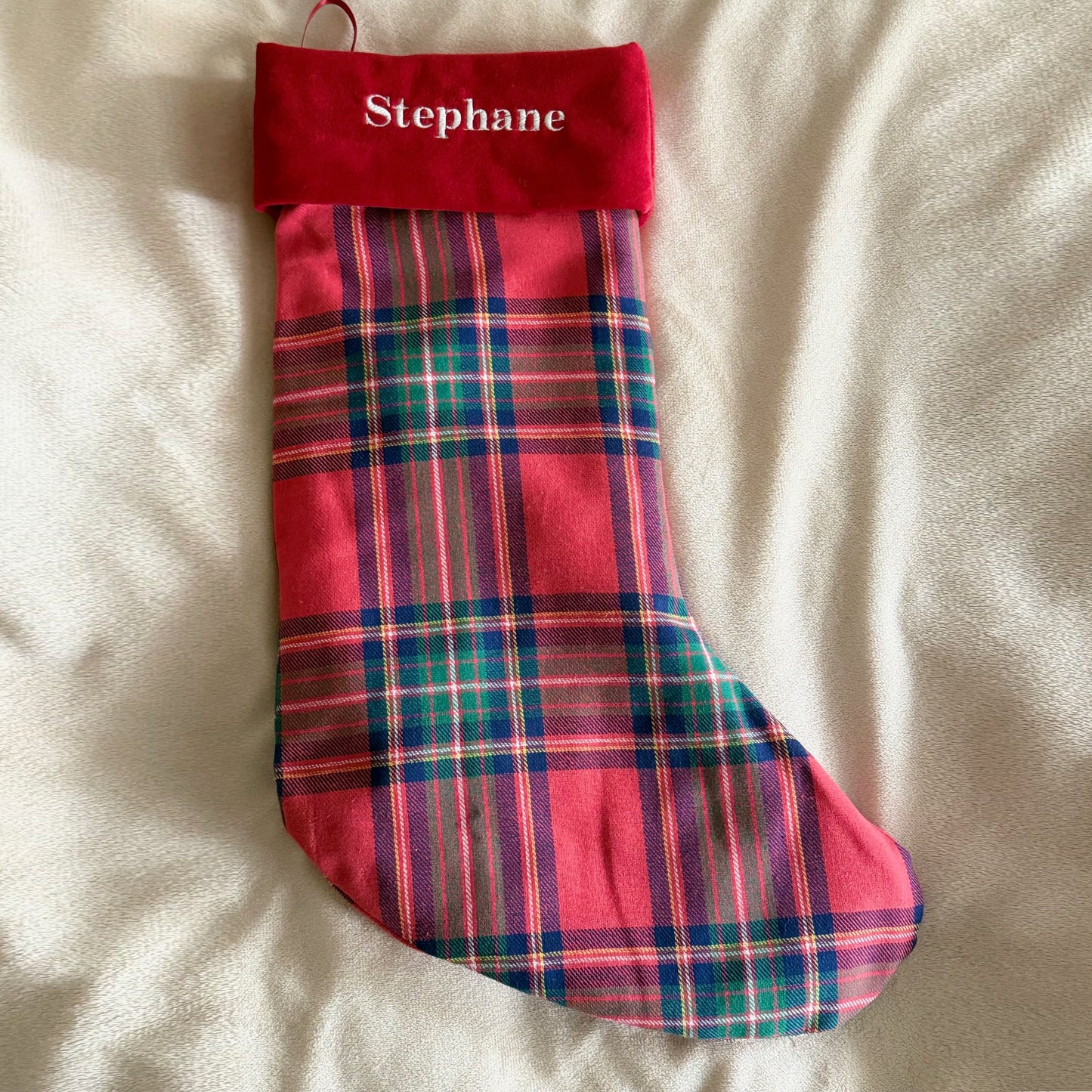 Bas de Noël classique à carreaux et en velours