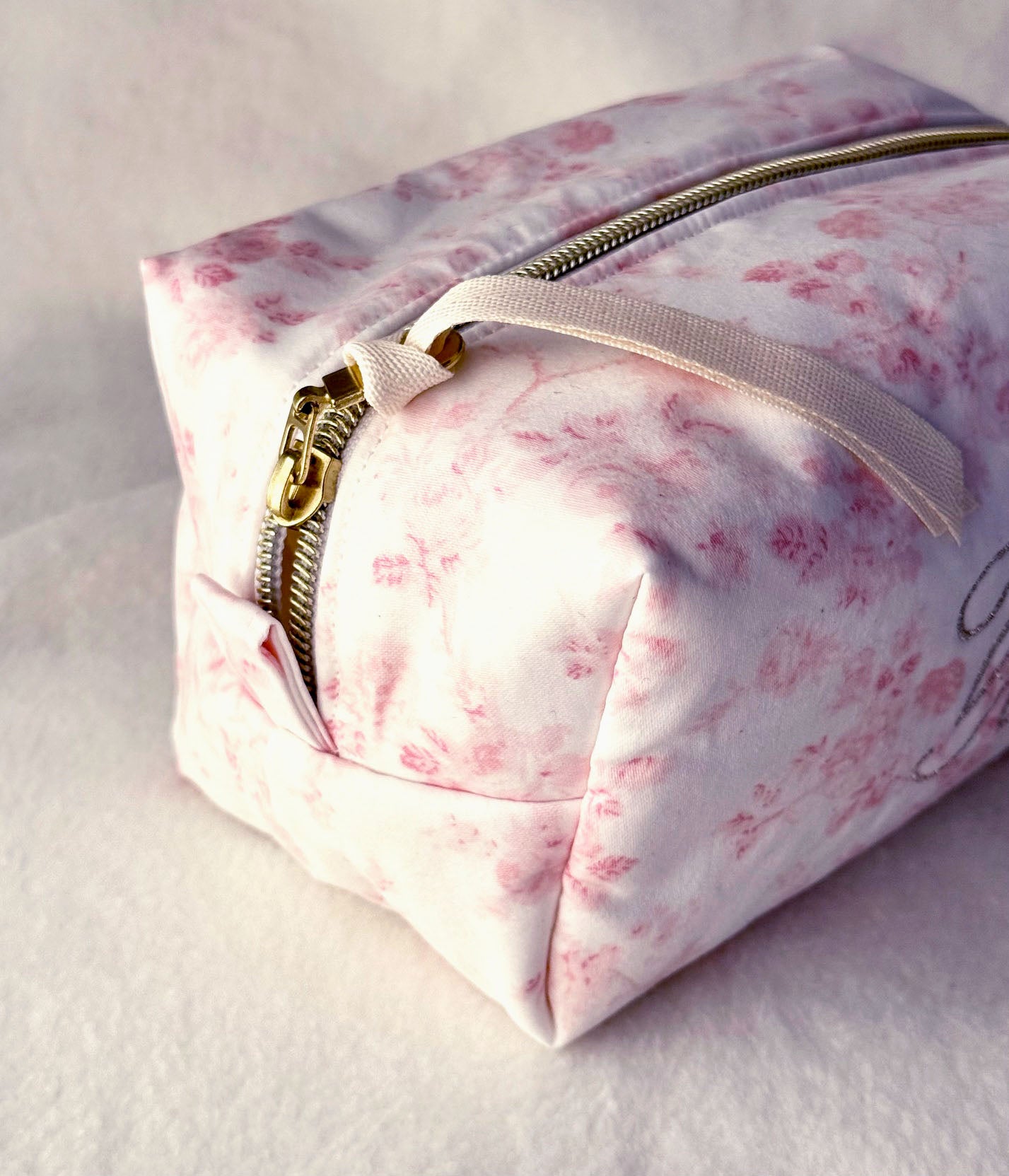 Pochette fleurie personnalisée